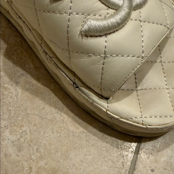 100% AUTHENTIC CHANEL SANDALS - Picture 14 of 14